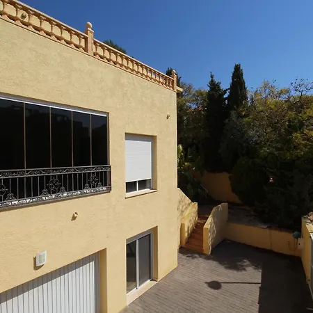 Elvira Manzanera-calpe *