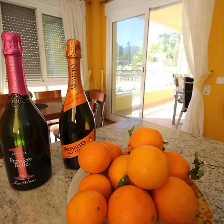 Elvira Manzanera-calpe Villa